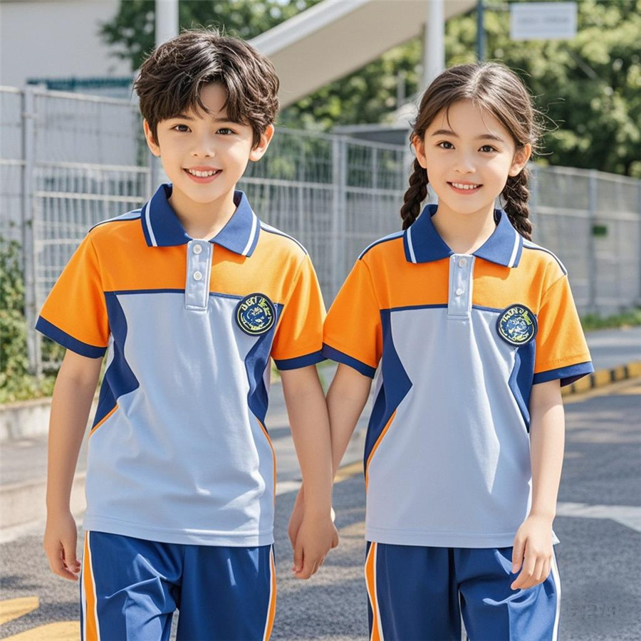 运动风校服