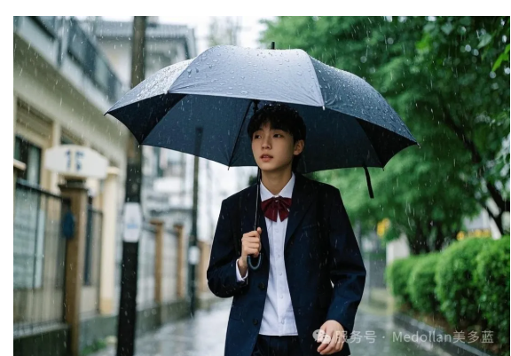 春雨润无声，美多蓝校服伴你安全绽放春日光彩